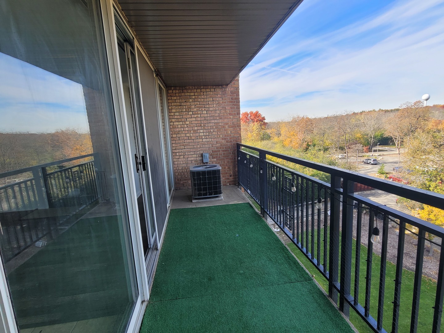 6010 oakwood Drive Unit: 5B