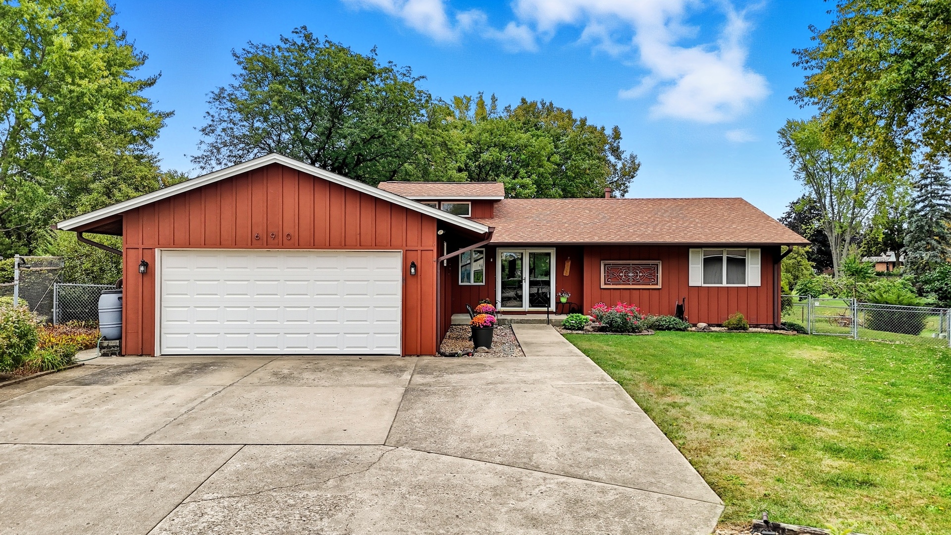690 Westport Drive