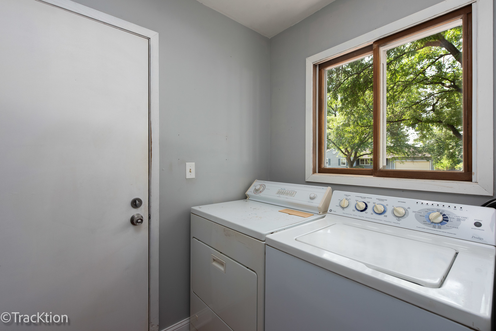 1309 Monmouth Avenue
