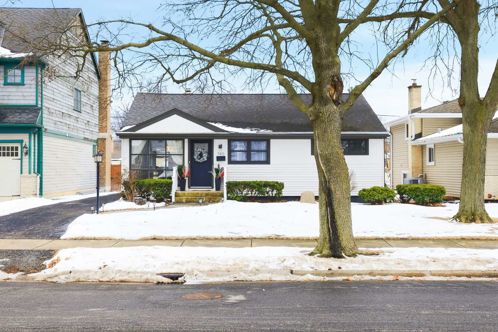 745 S Hillside Avenue
