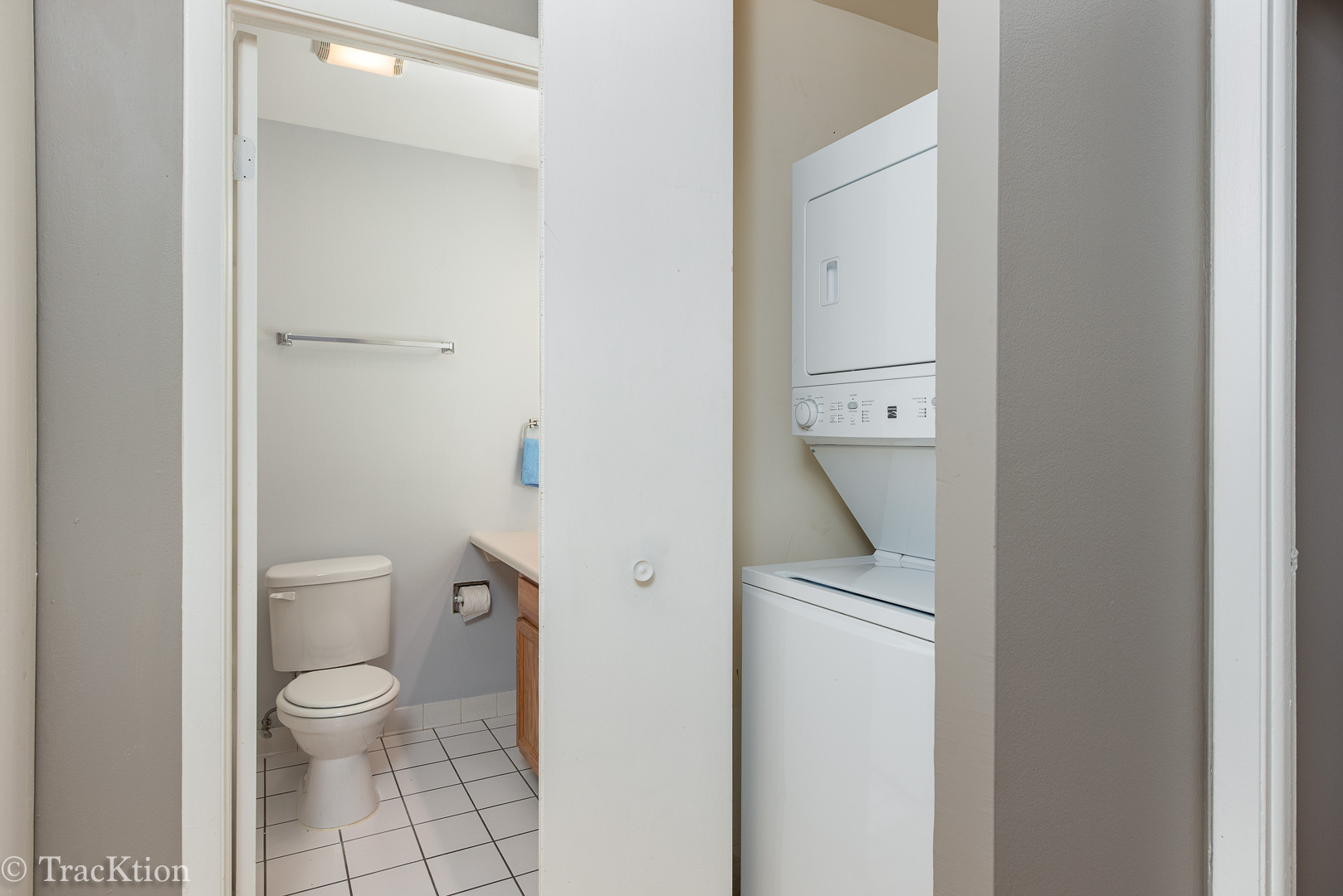 1833 FOUR LAKES Avenue Unit: 4H