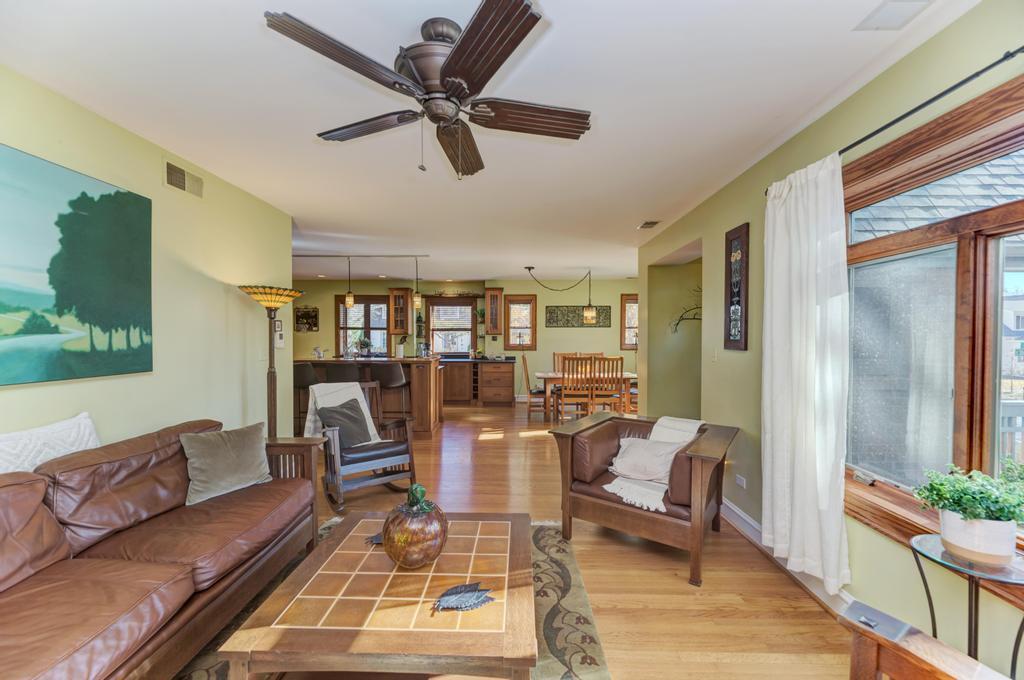 322 E Elm Street