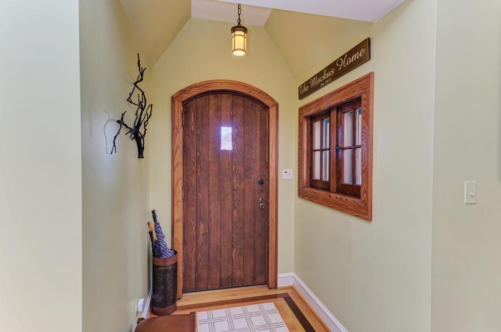 322 E Elm Street