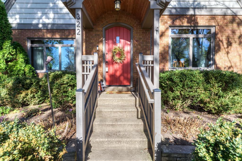 322 E Elm Street