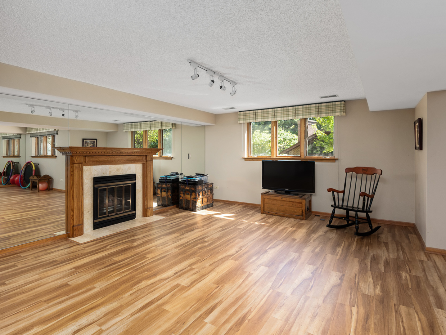 1148 Mistwood Lane