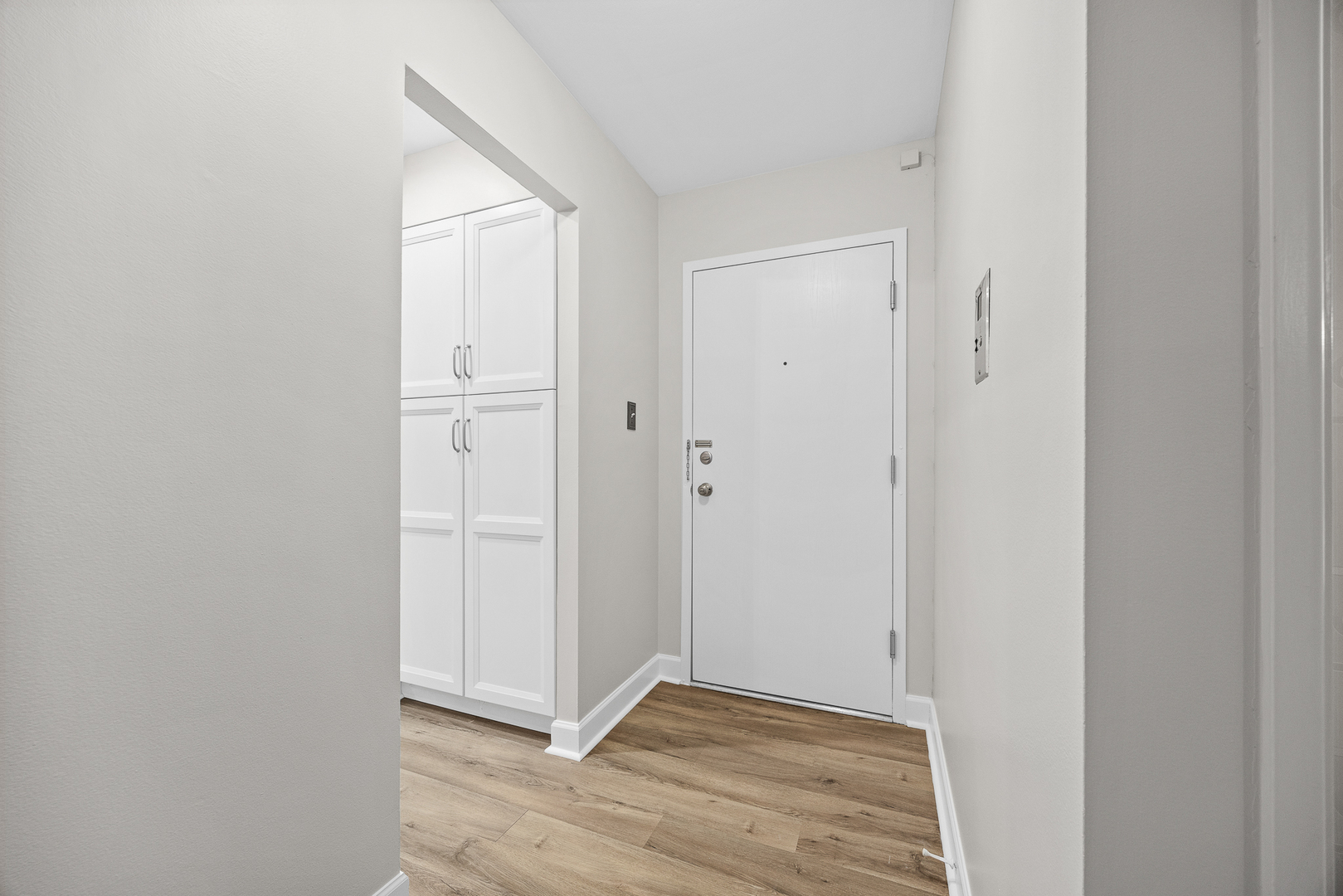 3915 Saratoga Avenue Unit: H214