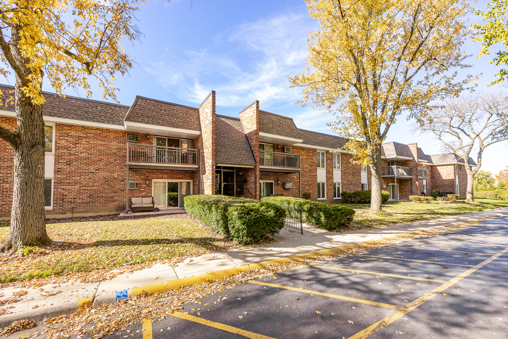 3915 Saratoga Avenue Unit: H214