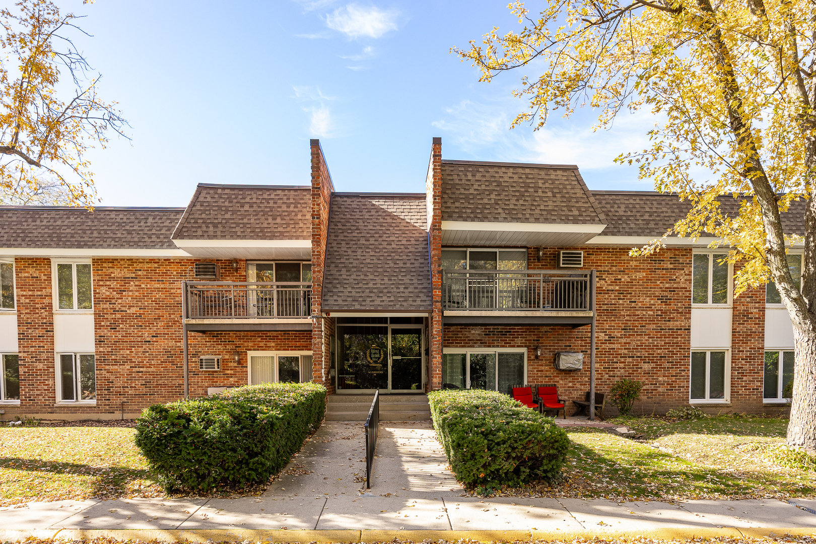 3915 Saratoga Avenue Unit: H214