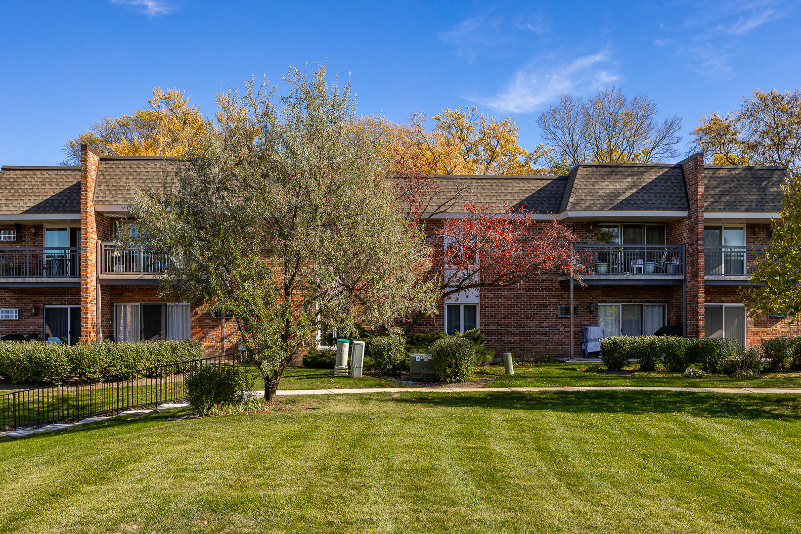 3915 Saratoga Avenue Unit: H214