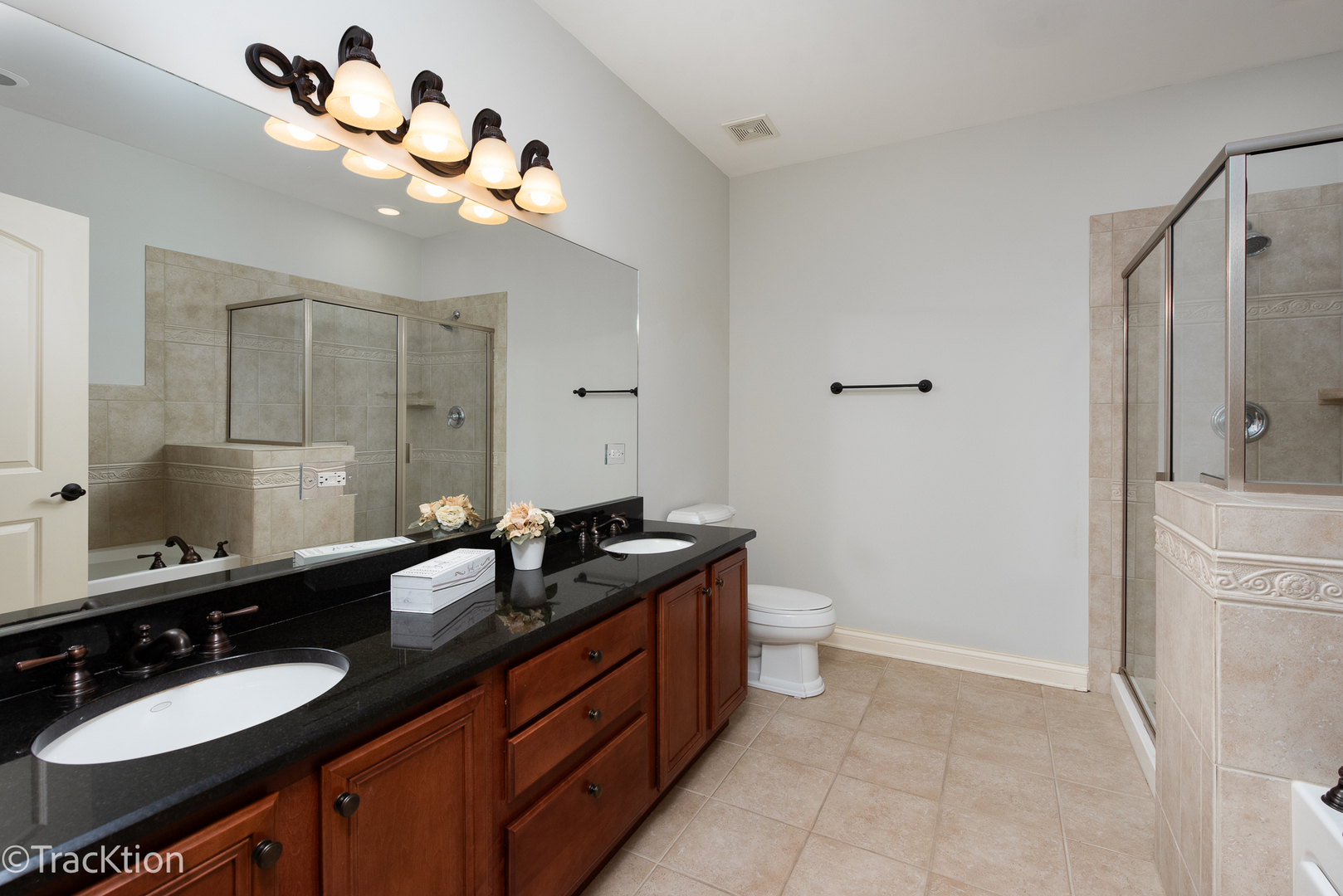 229 S MAIN Street Unit: 2D