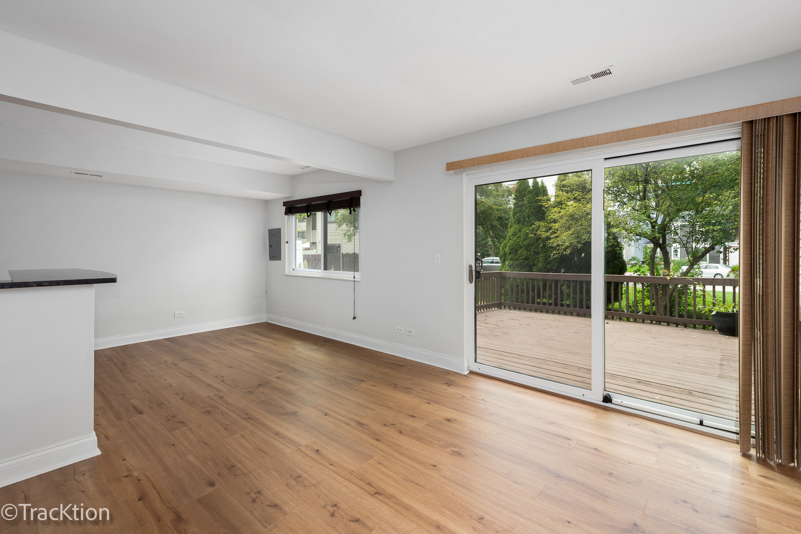 29W425 THORNWOOD Lane