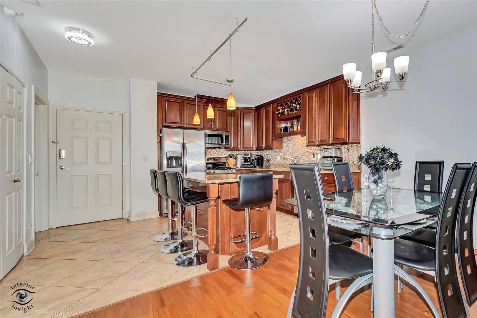 4330 N Neva Avenue Unit: 202