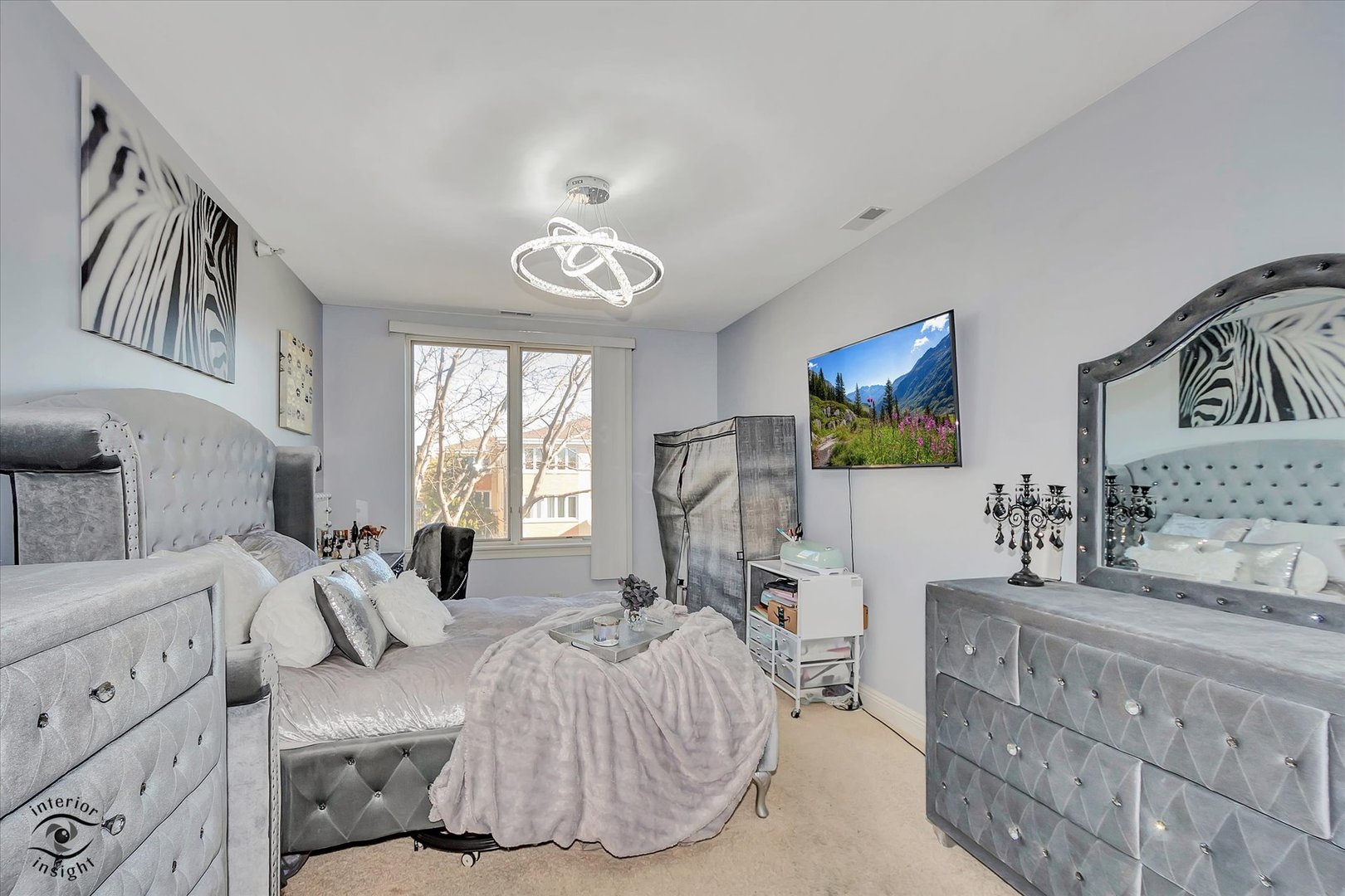 4330 N Neva Avenue Unit: 202
