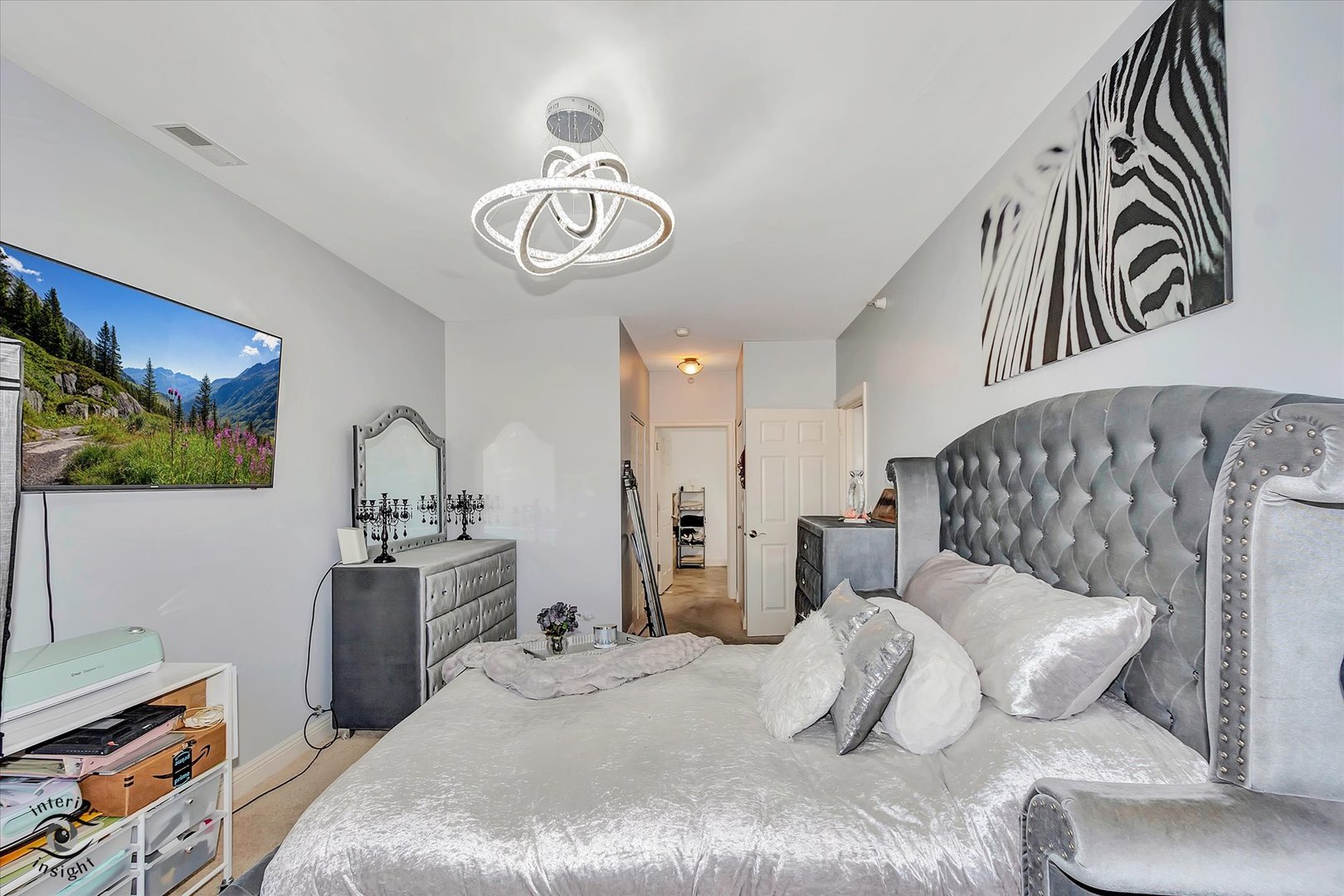 4330 N Neva Avenue Unit: 202
