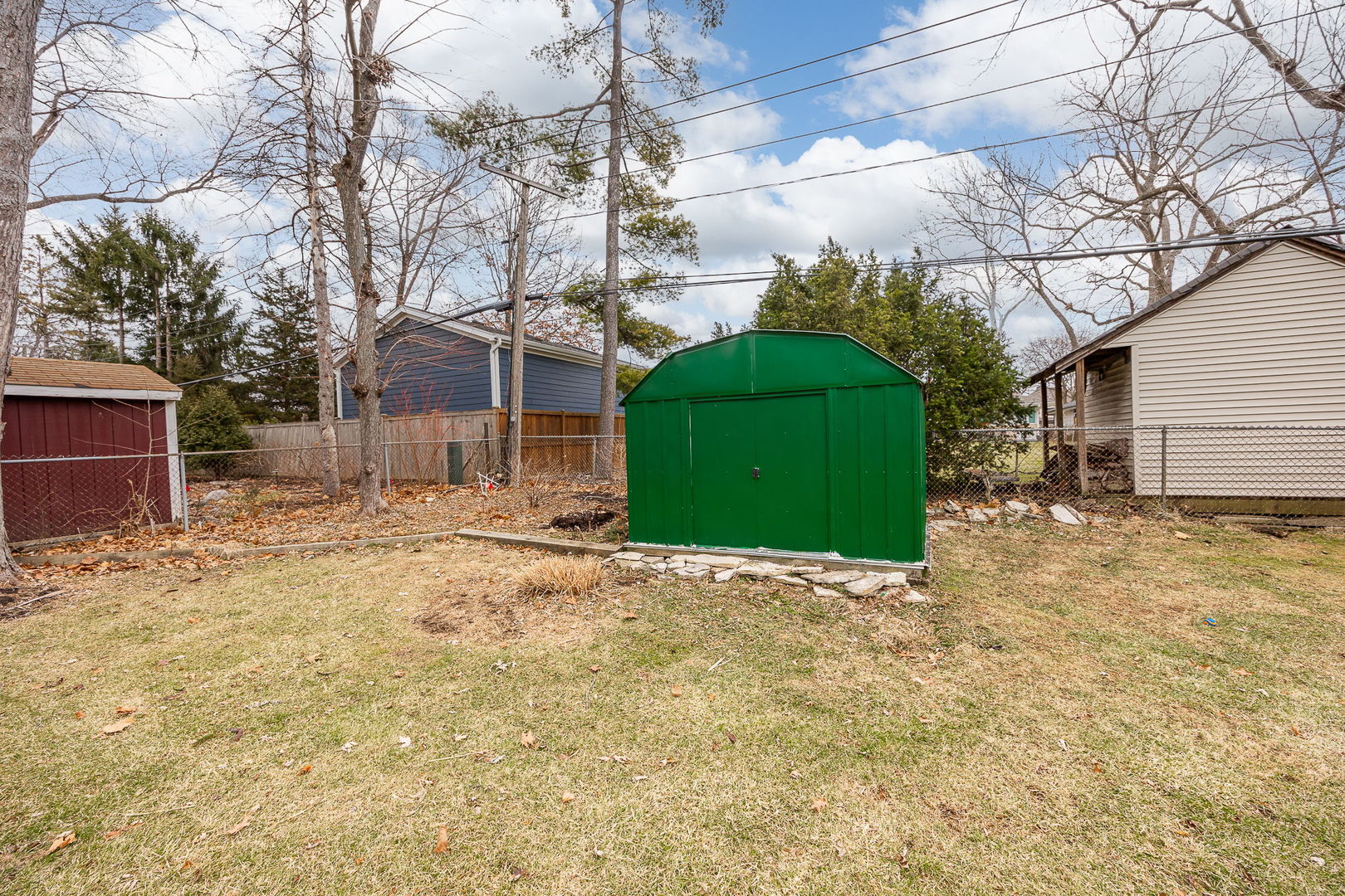4817 Stonewall Avenue