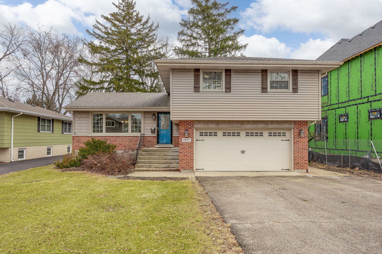 4817 Stonewall Avenue