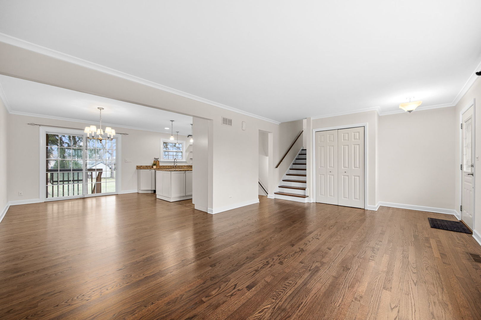 4817 Stonewall Avenue