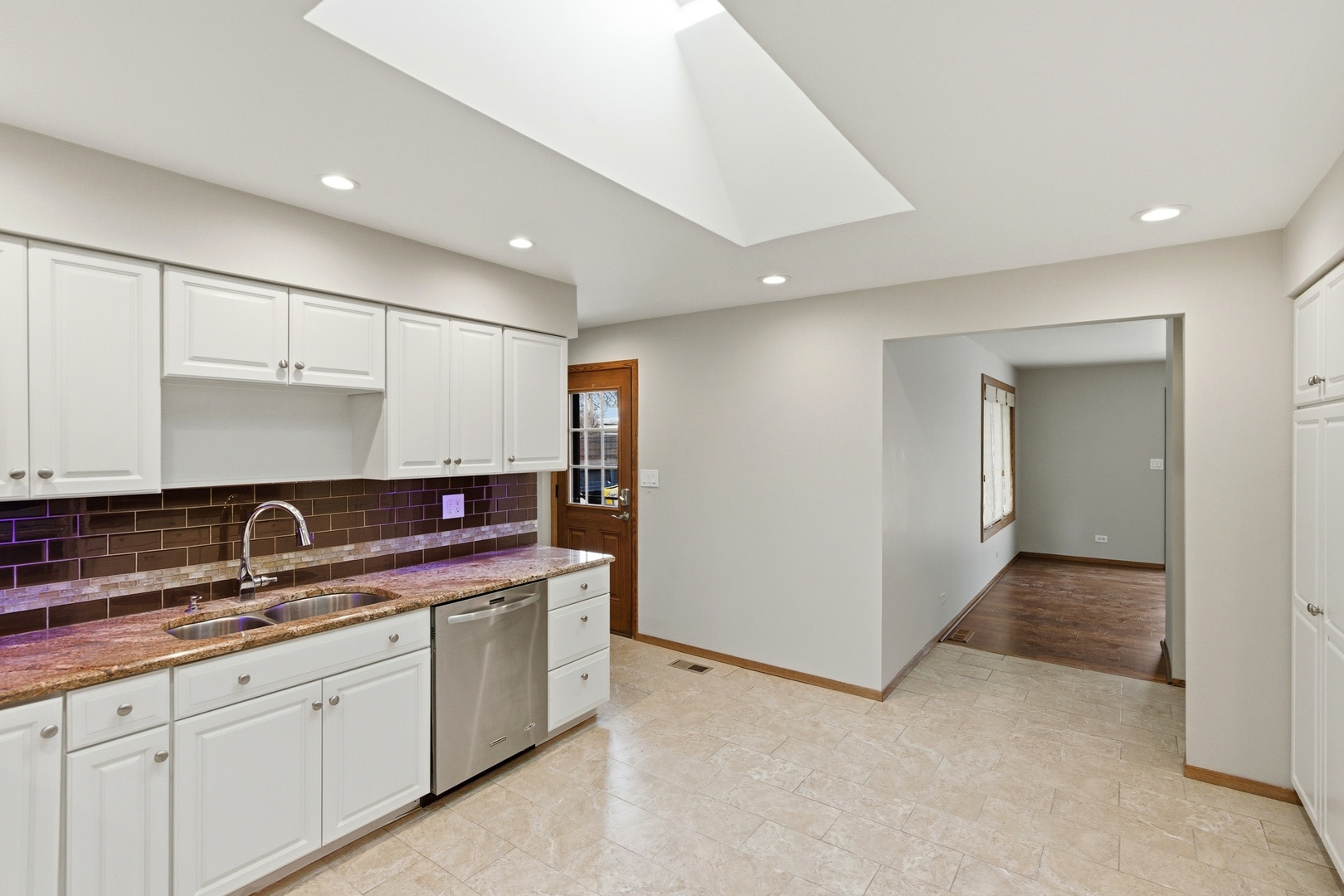 581 Victoria Lane