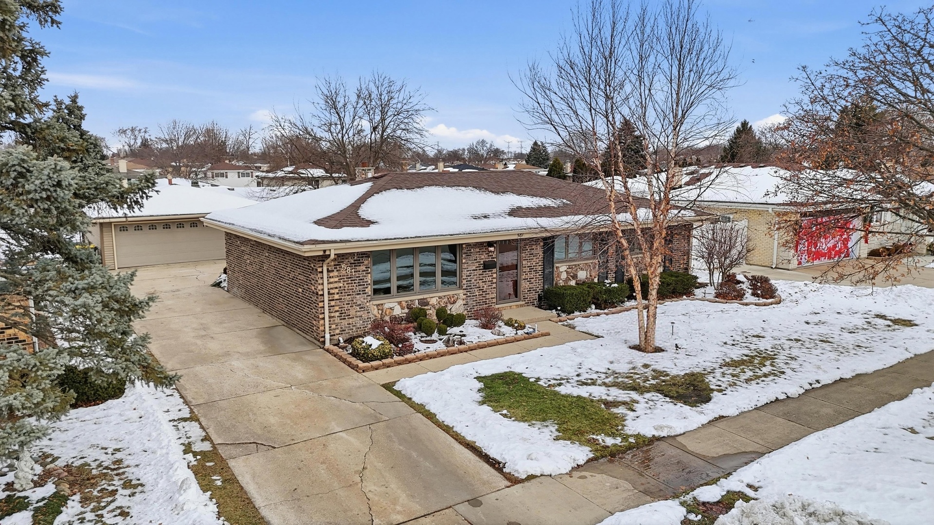 581 Victoria Lane