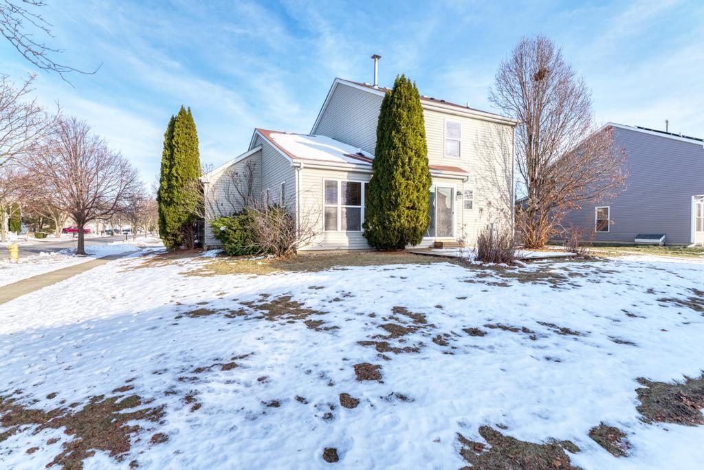 703 Hillcrest Drive