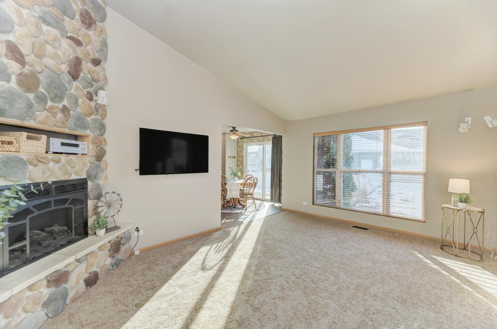 703 Hillcrest Drive
