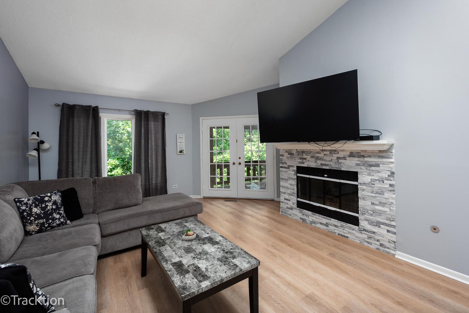 1014 Braemoor Drive Unit: B