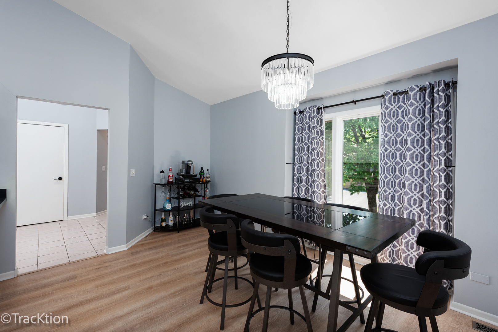 1014 Braemoor Drive Unit: B