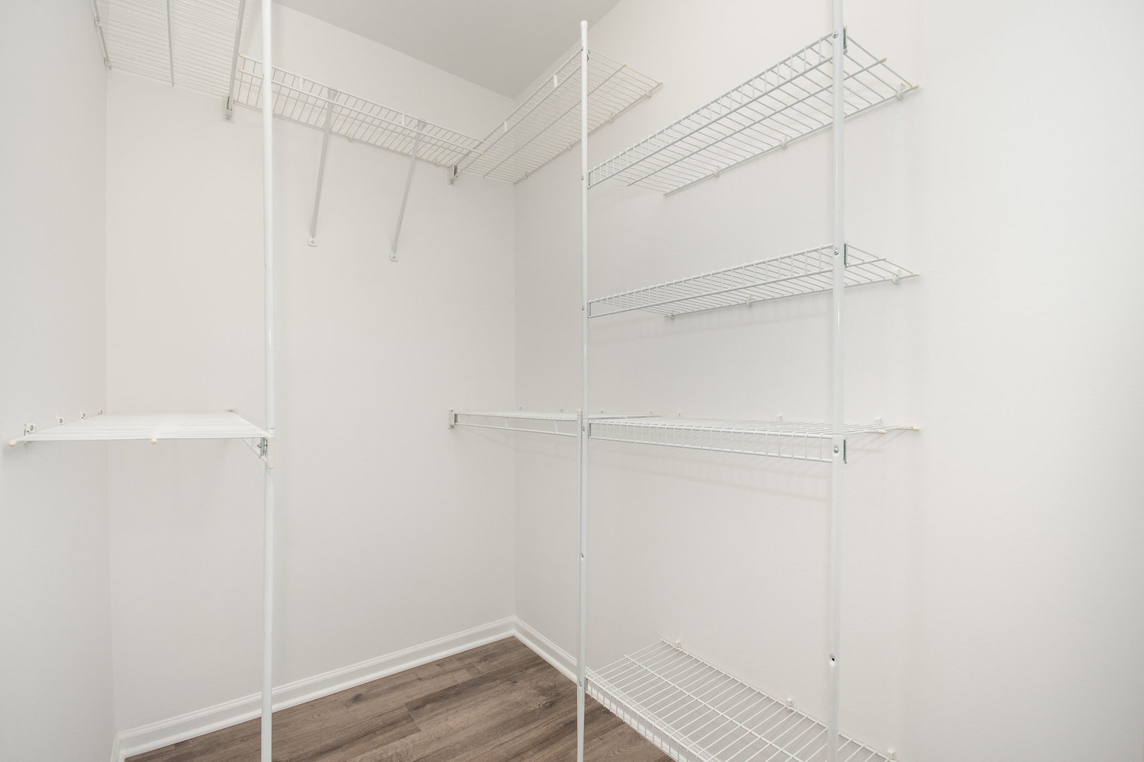734 N Gary Avenue Unit: 210
