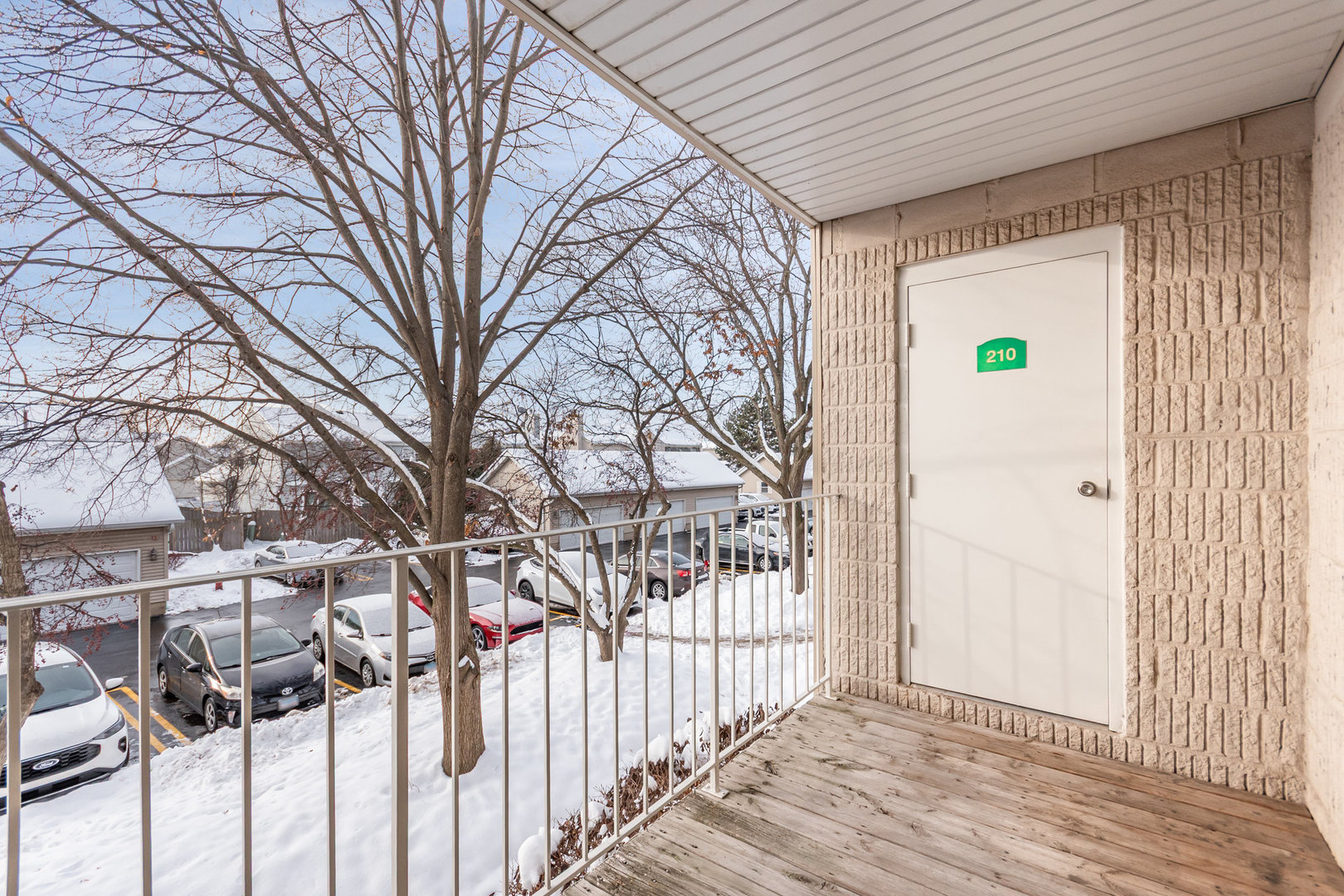 734 N Gary Avenue Unit: 210