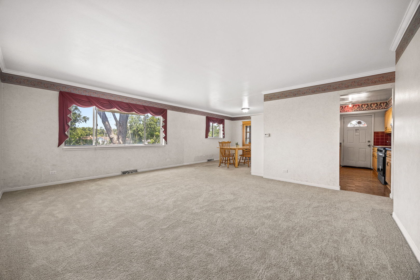 6308 Macarthur Drive