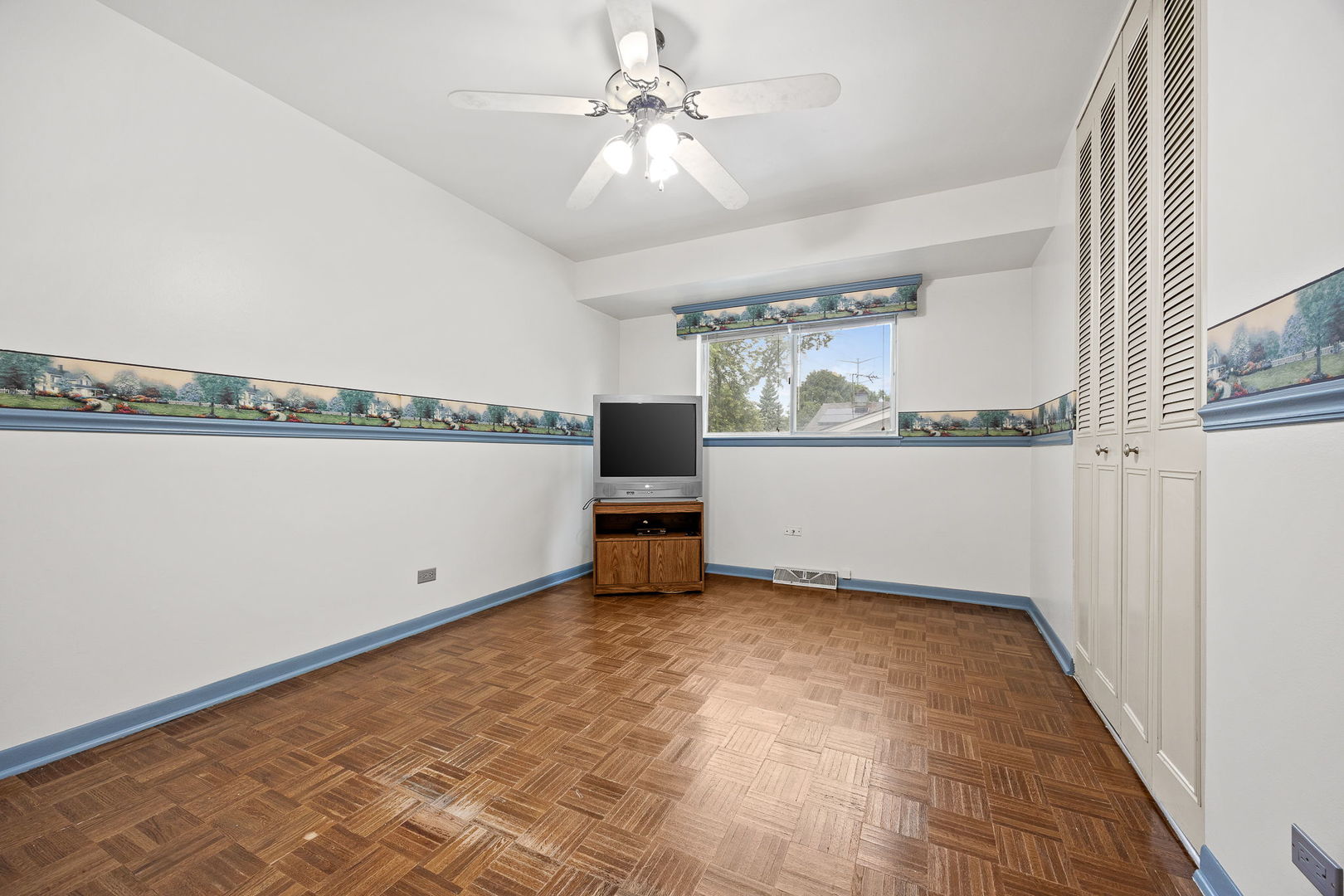 6308 Macarthur Drive