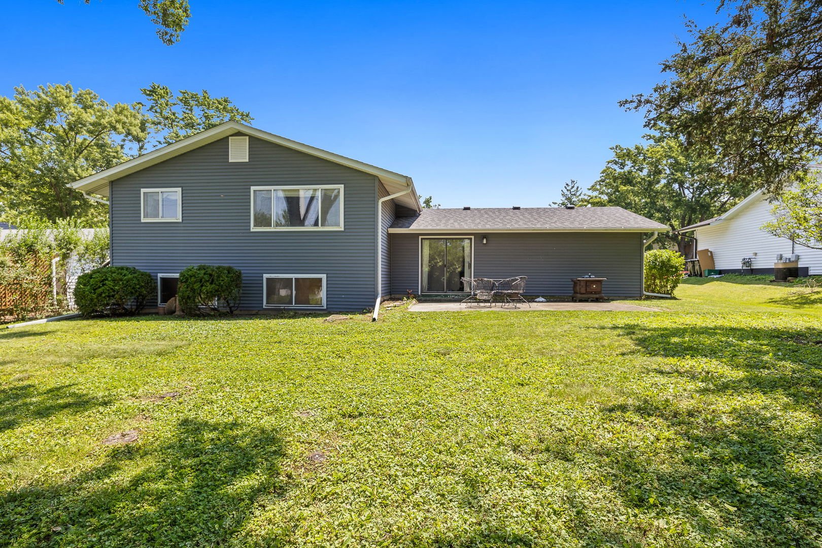 6308 Macarthur Drive