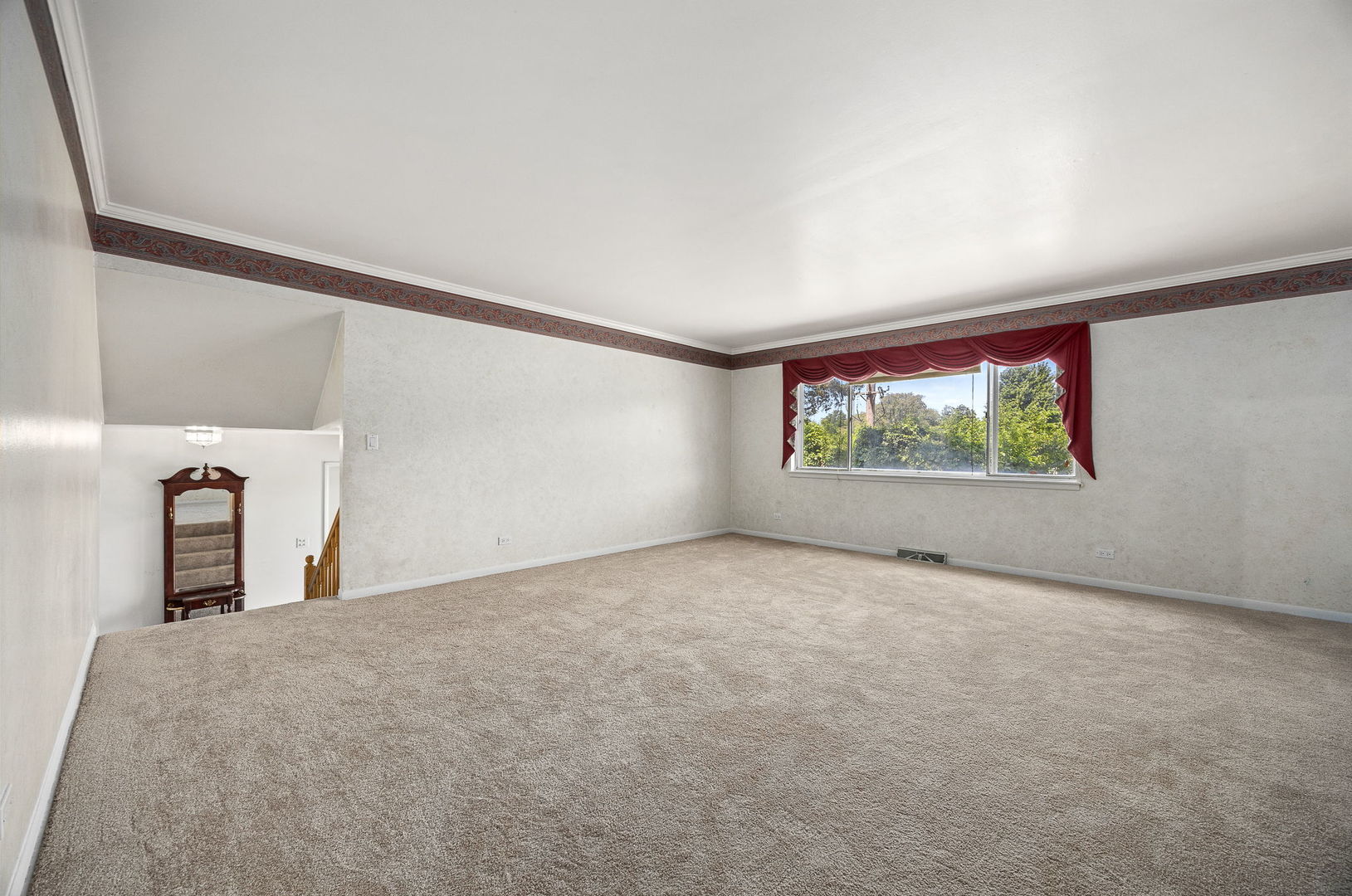 6308 Macarthur Drive