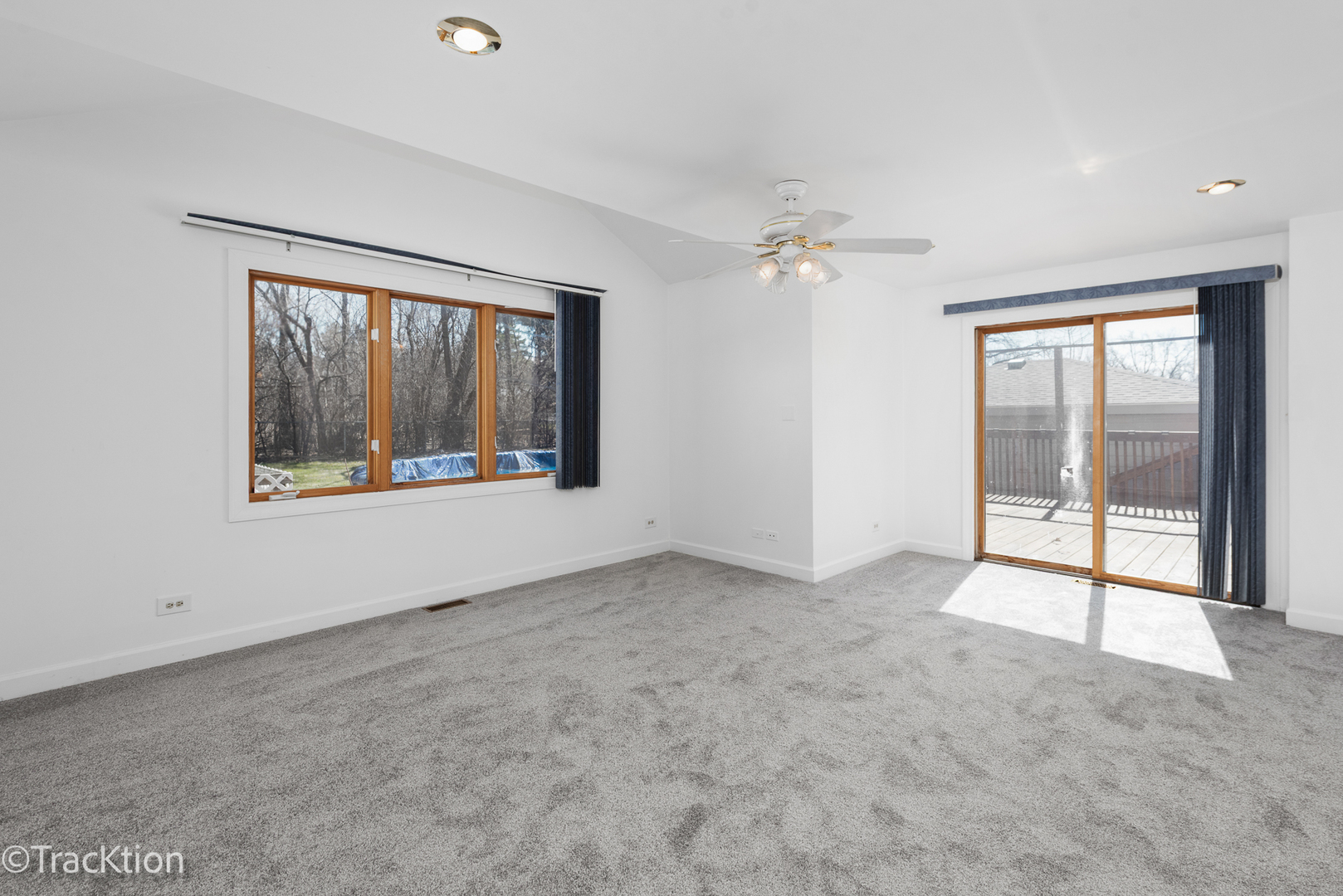 8829 Skyline Drive