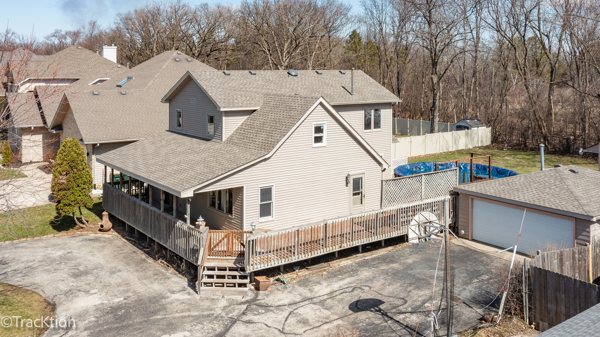 8829 Skyline Drive