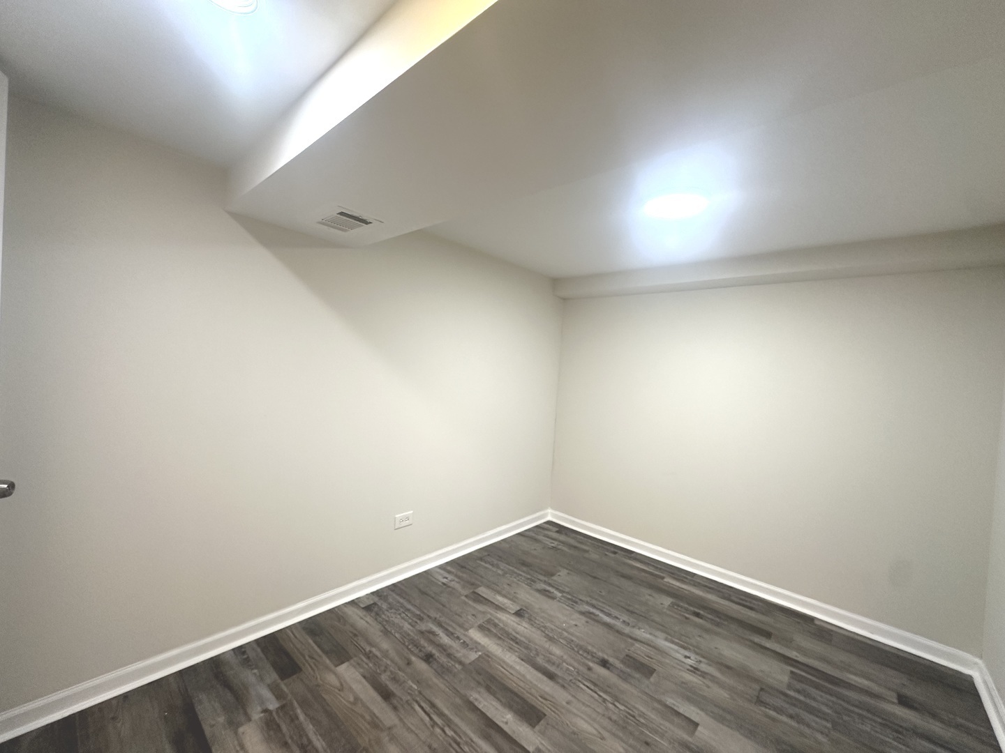306 Northwestern Court Unit: B