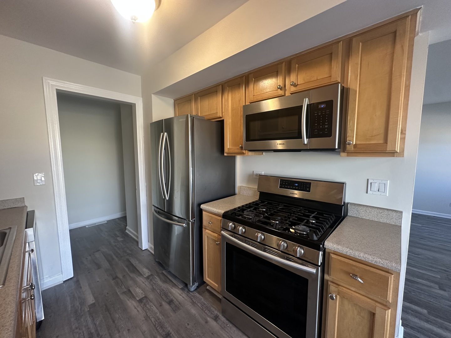 306 Northwestern Court Unit: B