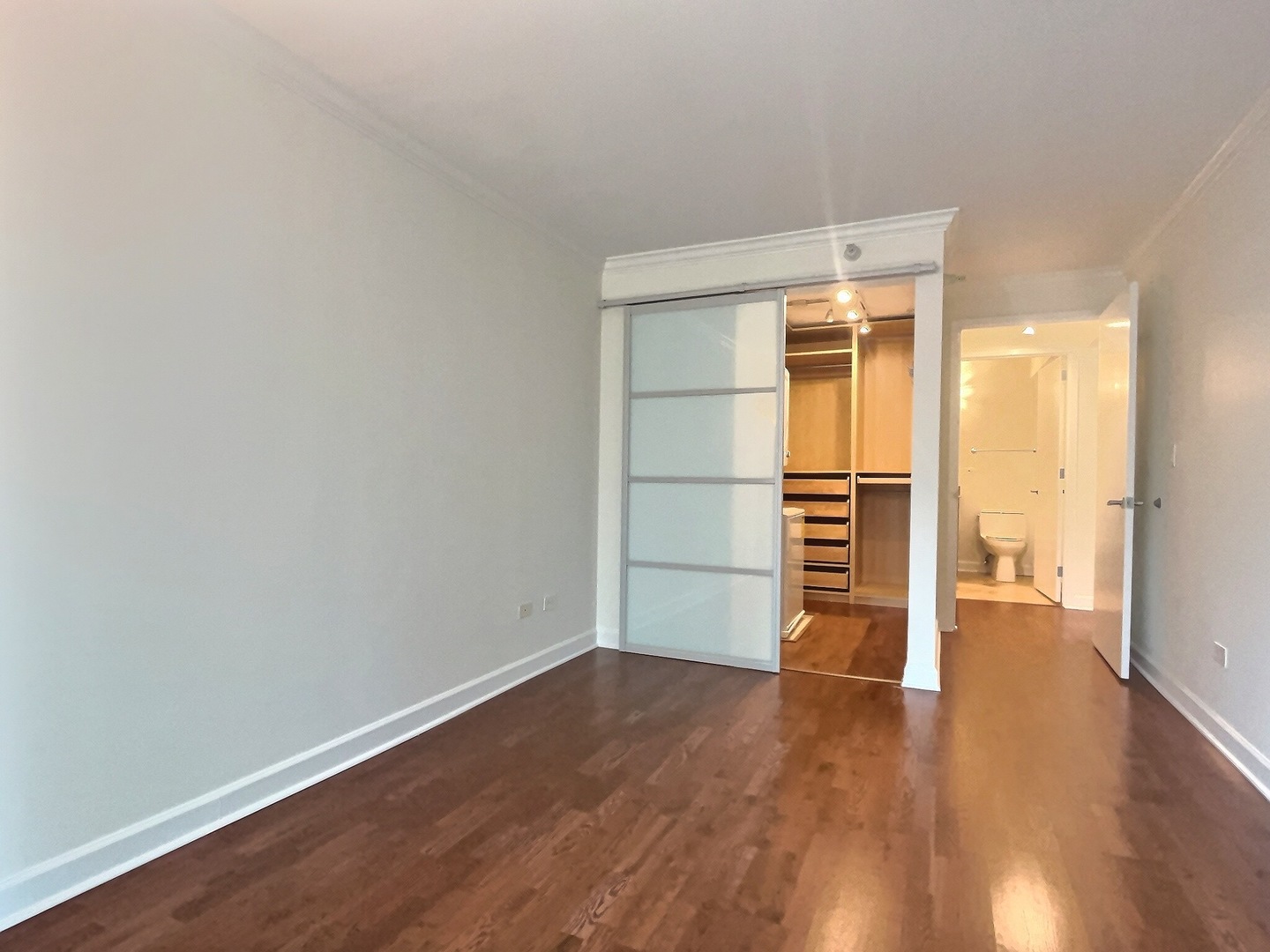 2 E Erie Street Unit: 1614
