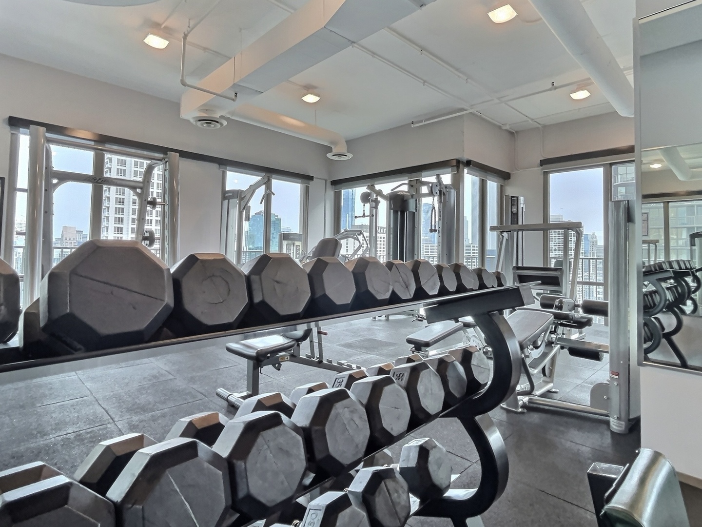 2 E Erie Street Unit: 1614