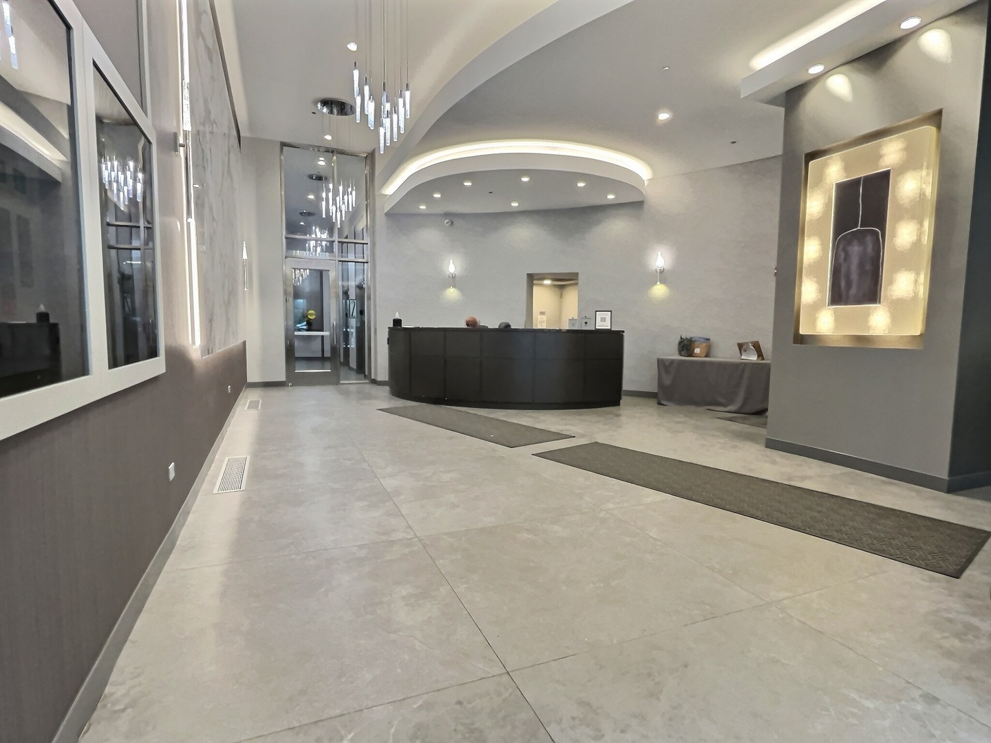 2 E Erie Street Unit: 1614