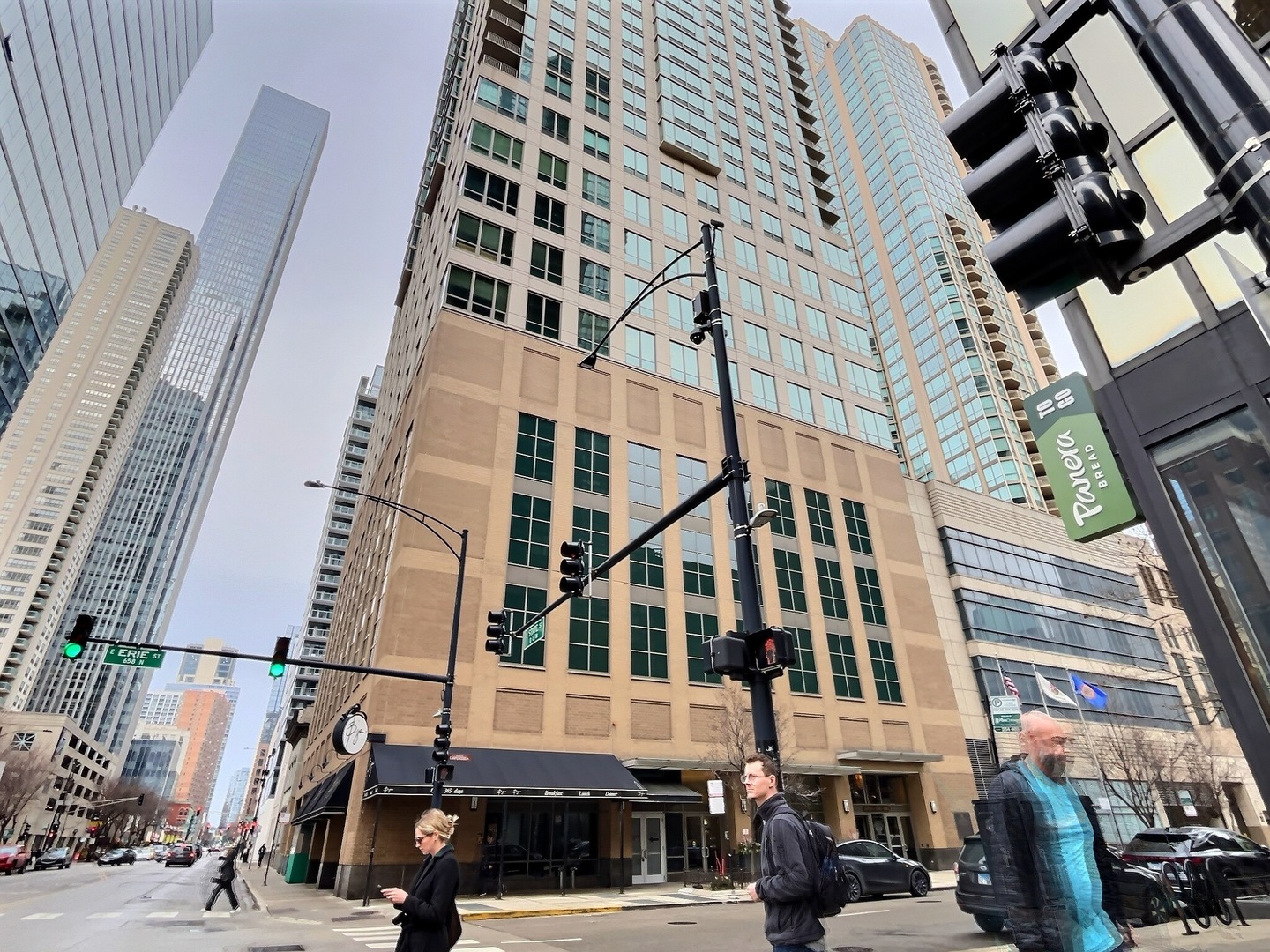 2 E Erie Street Unit: 1614