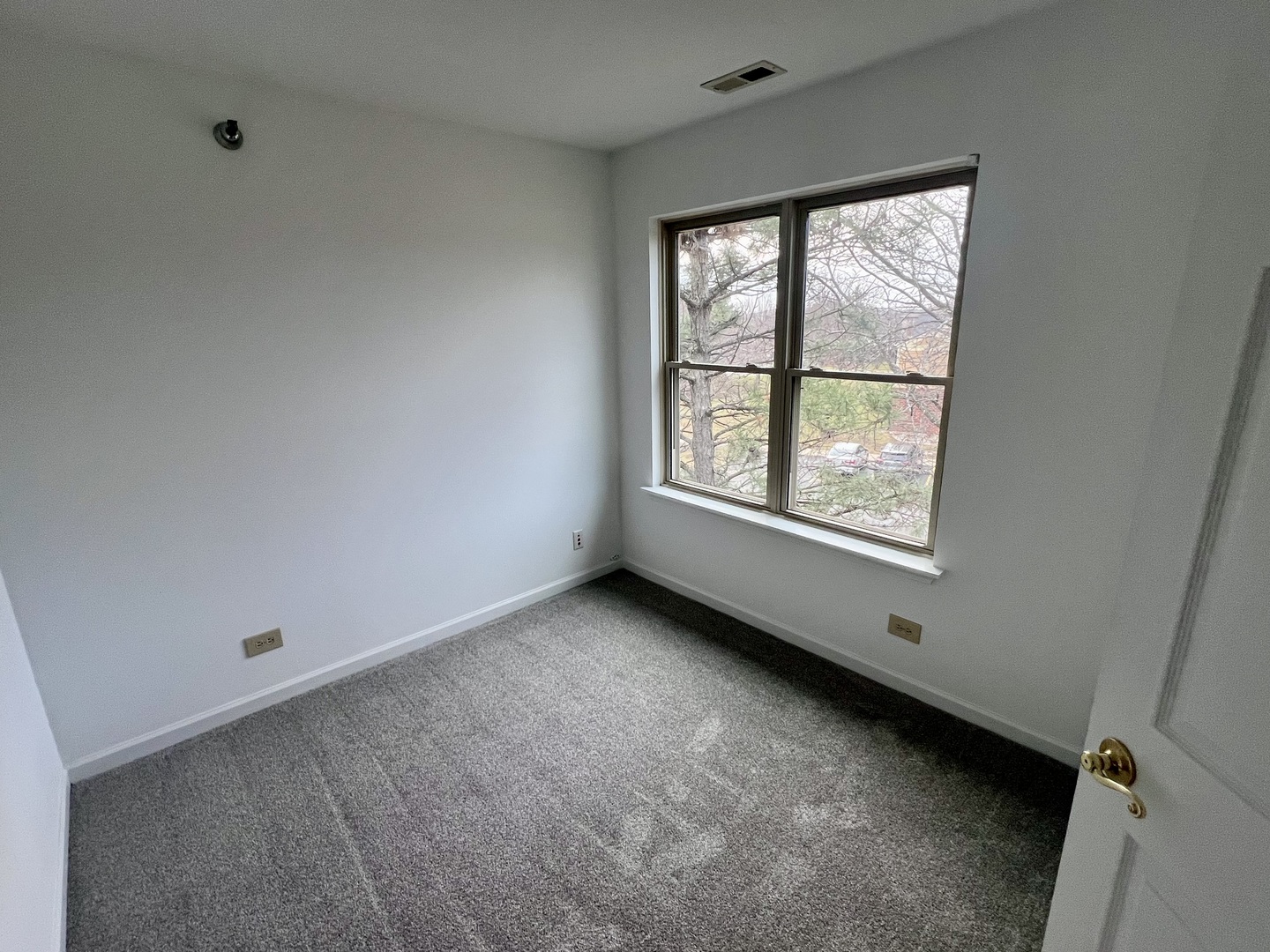 120 Glengarry Drive Unit: 312