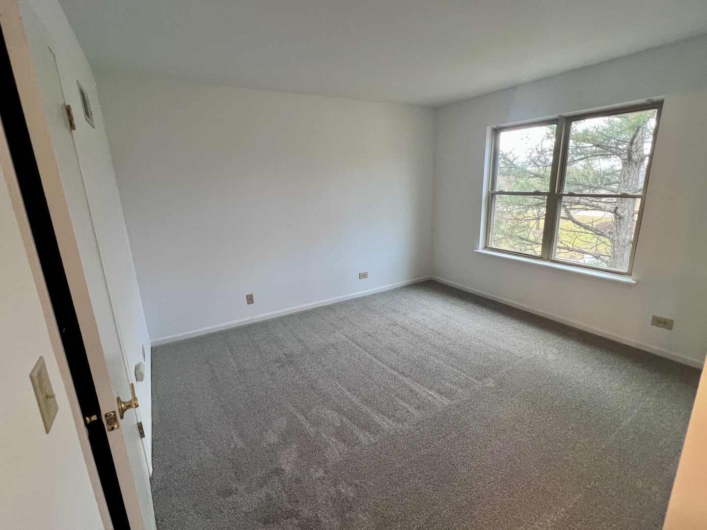120 Glengarry Drive Unit: 312