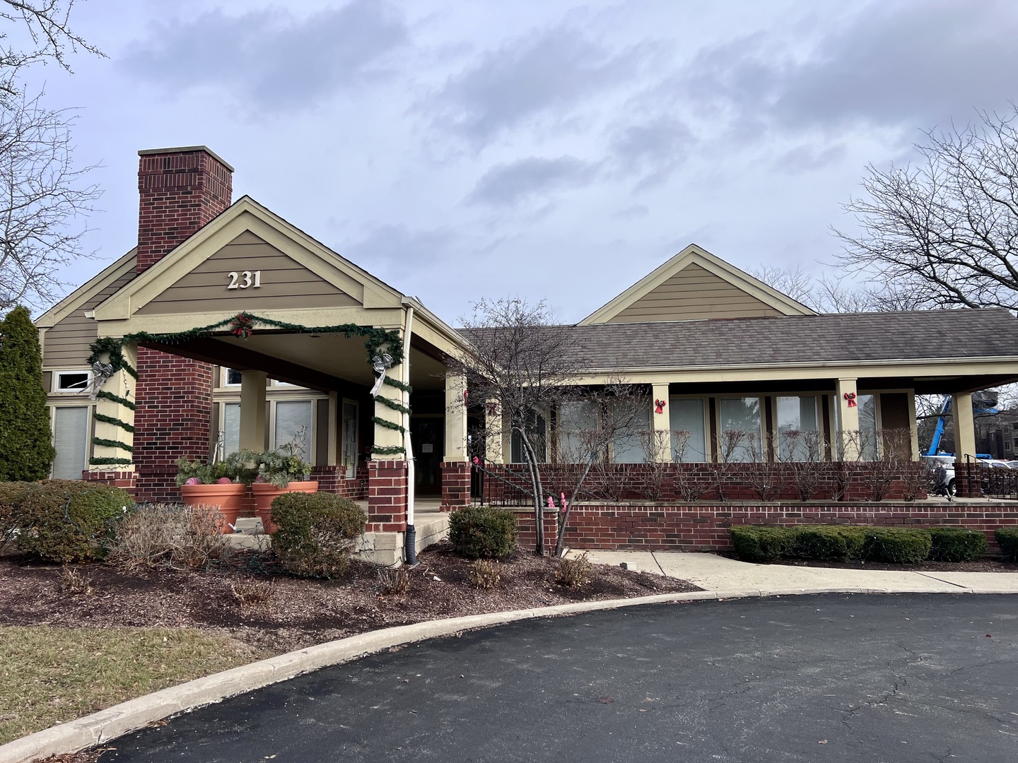 120 Glengarry Drive Unit: 312