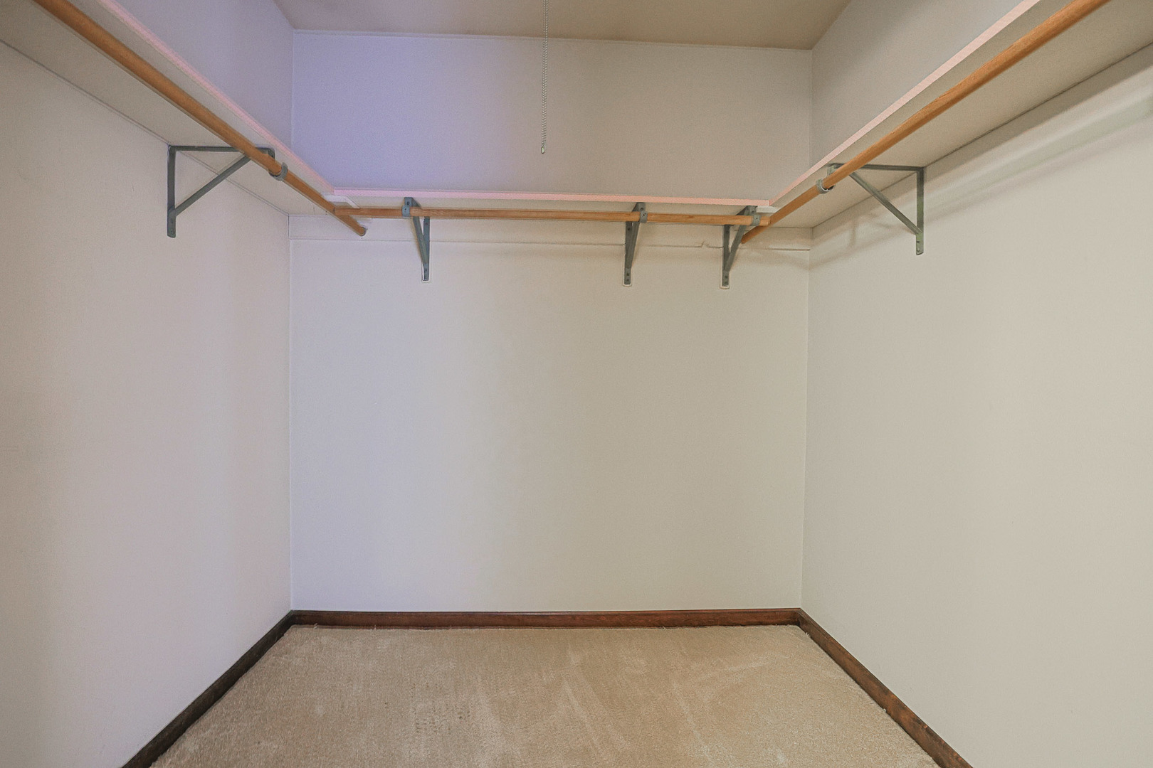 2183 Oak Hill Drive
