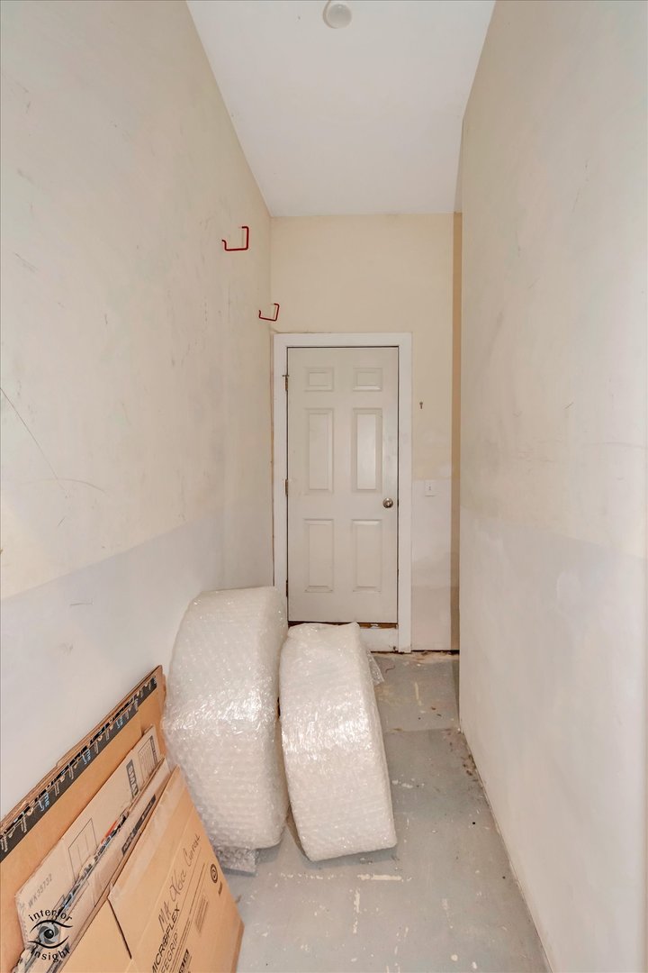 3640 N Damen Avenue Unit: 1