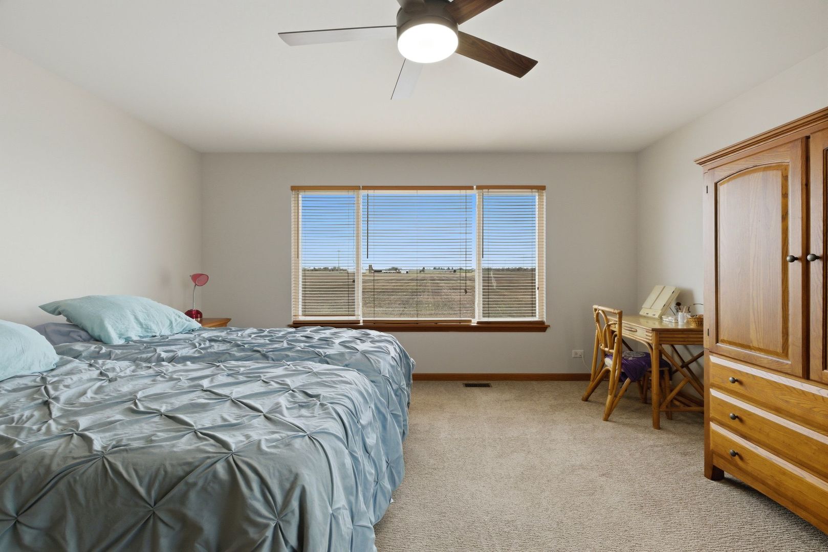 2932 Shetland Lane