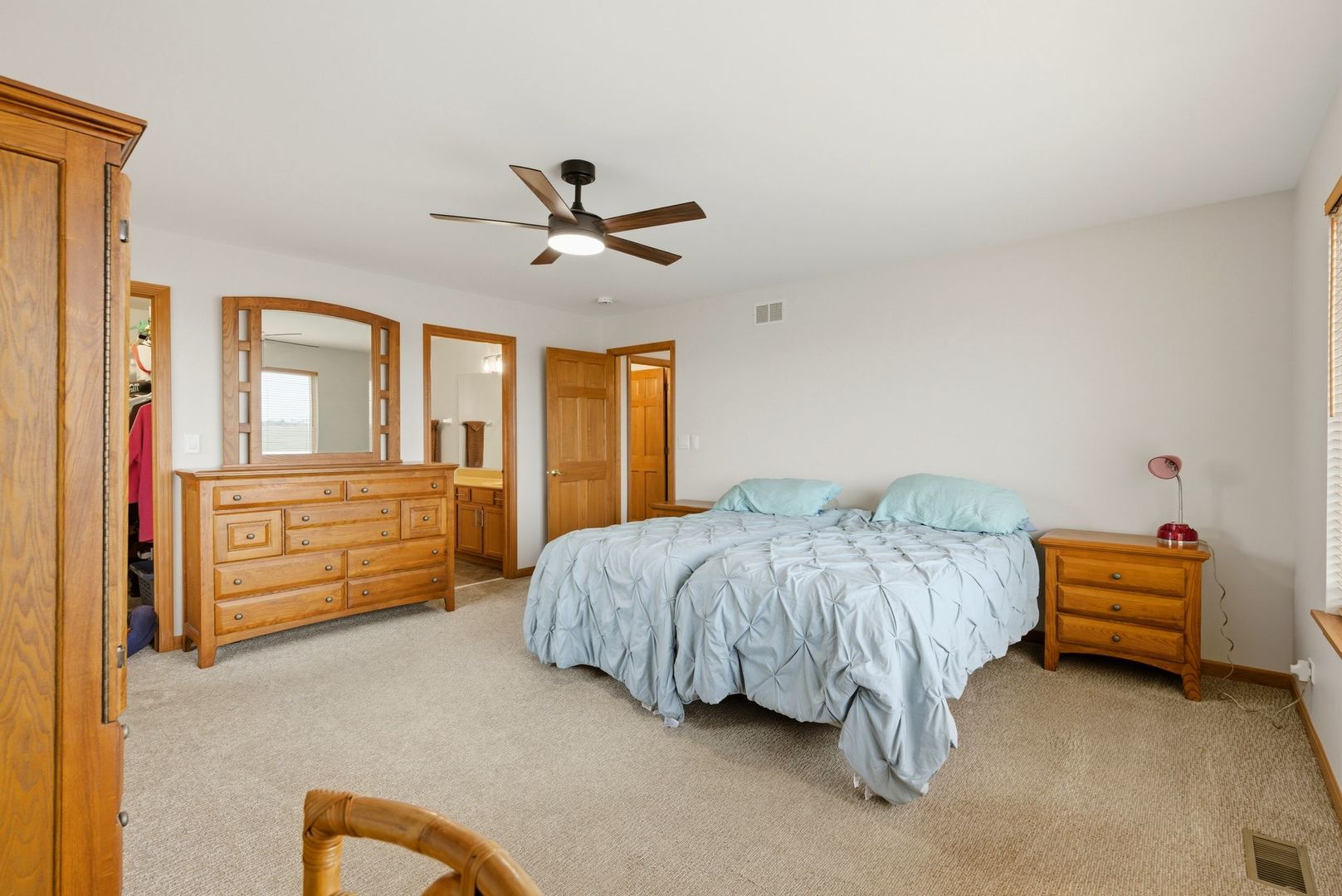 2932 Shetland Lane