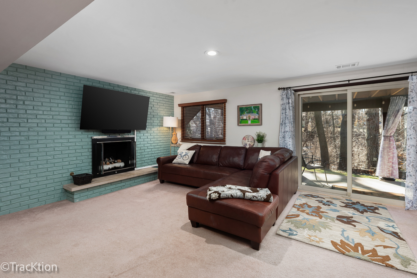 724 Ridge Road