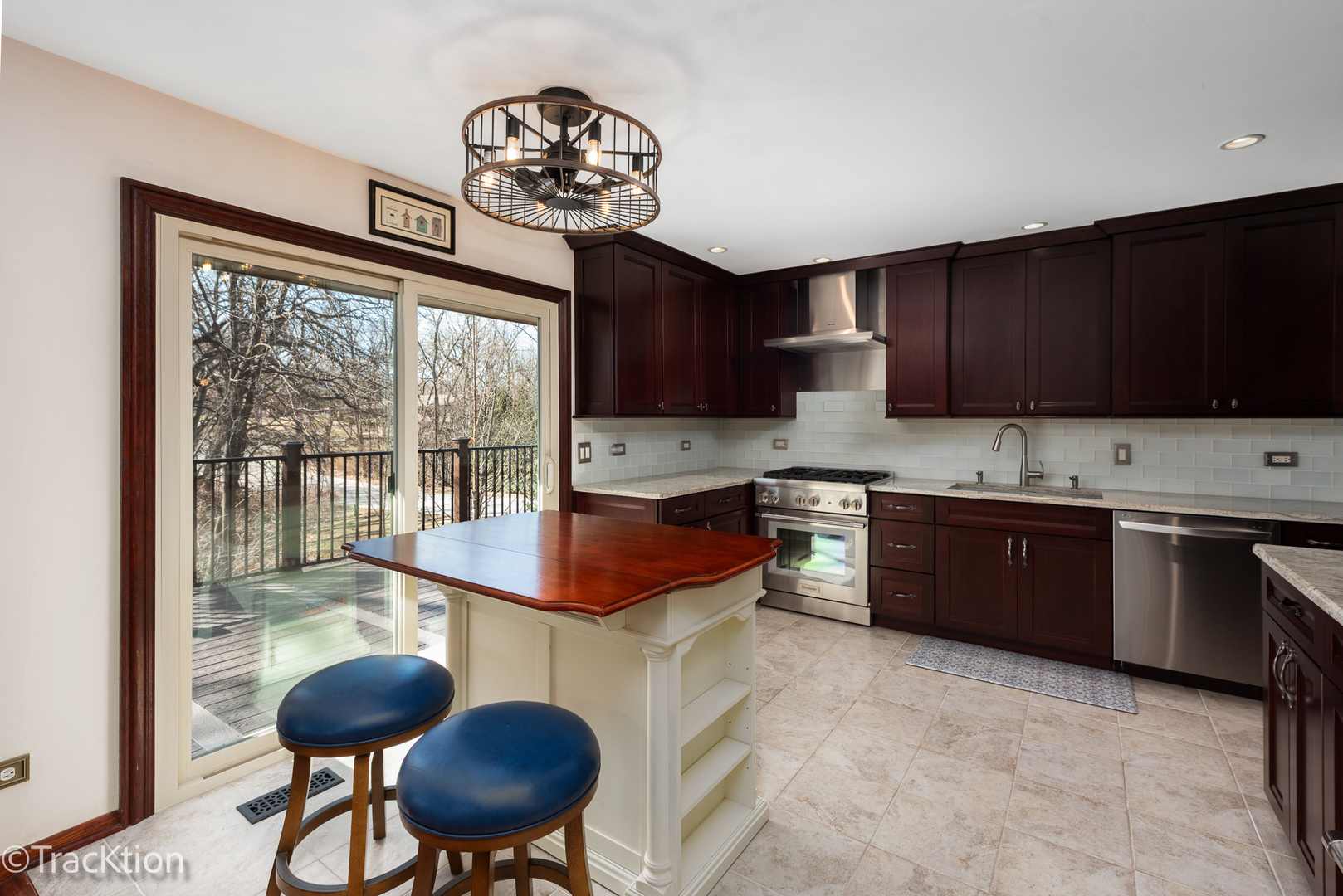 724 Ridge Road